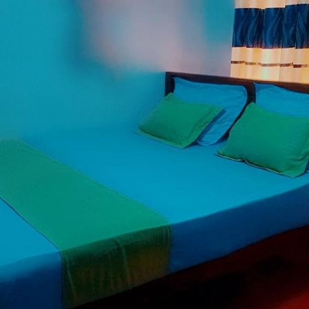 Impress Holiday Home Anuradhapura Esterno foto