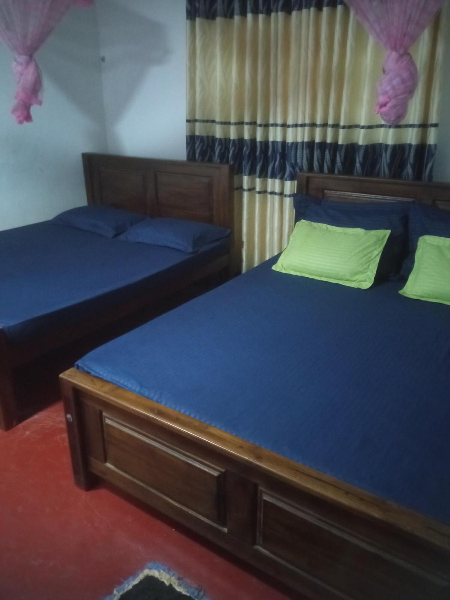 Impress Holiday Home Anuradhapura Esterno foto